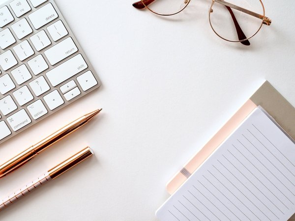 Quels sont les critères de durabilité pour l'achat de mobilier de bureau ?